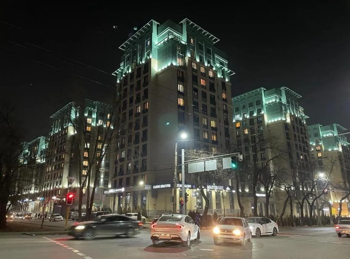 Apartment 2-Х Комн Уютные Апартаменты В Gagarin Park В 2 Мин Пешком От Меги Со Всеми Удобствами Almaty